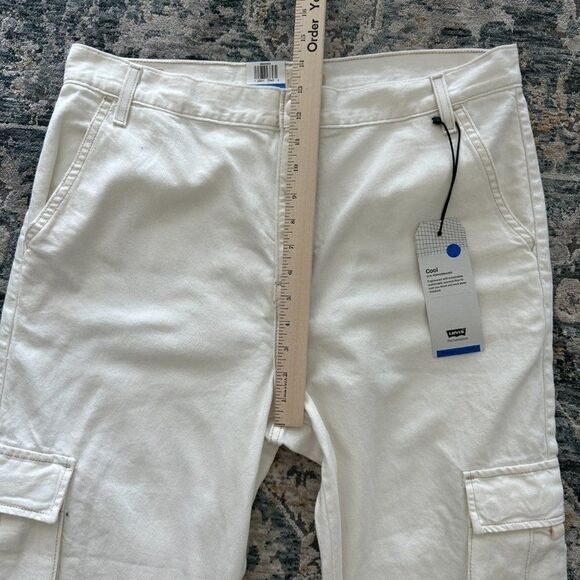 Levi's Loose Cargo Utility Jeans in Ecru Cream - Picture 7 of 8